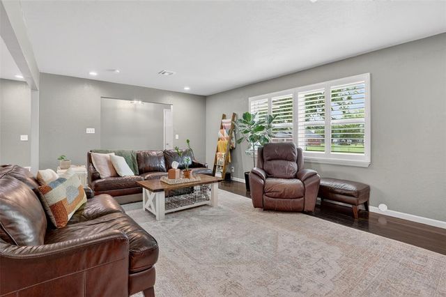 511 NW 34th Street, Newcastle, OK 73065