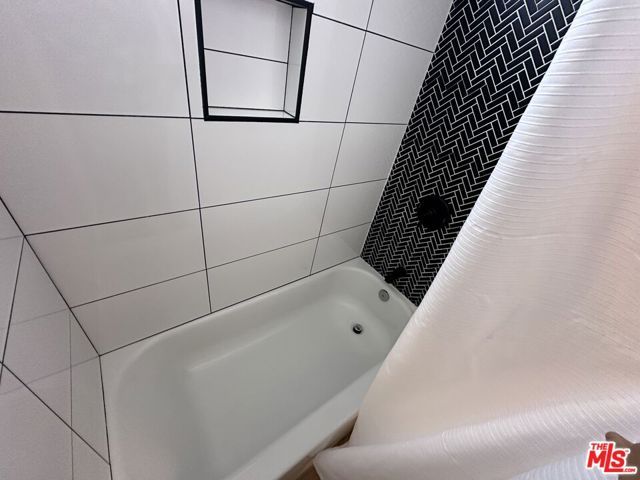 314 S Clark Drive 3, Los Angeles, CA 90048