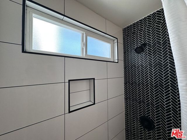 314 S Clark Drive 3, Los Angeles, CA 90048