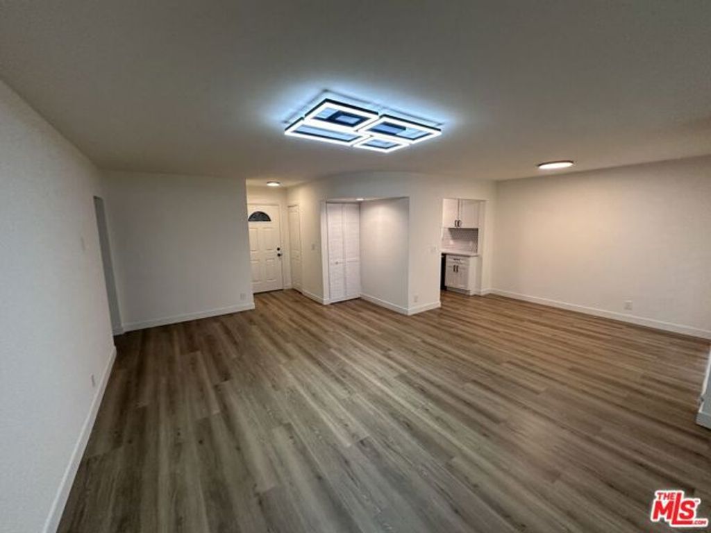 314 S Clark Drive 3, Los Angeles, CA 90048