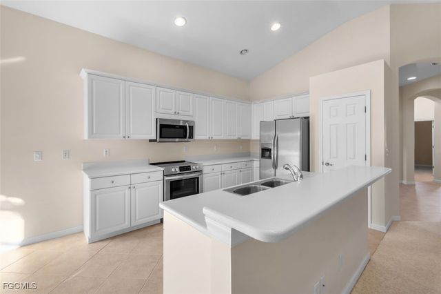 11970 Bramble Cove DR, Fort Myers, FL 33905