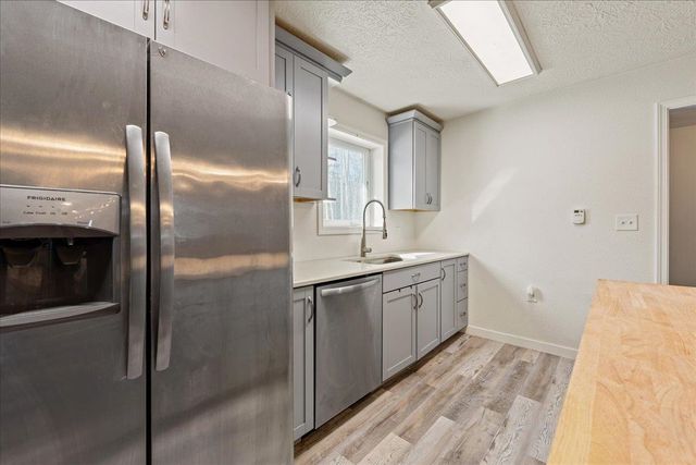 2363 EDSSON AVENUE, North Pole, AK 99705