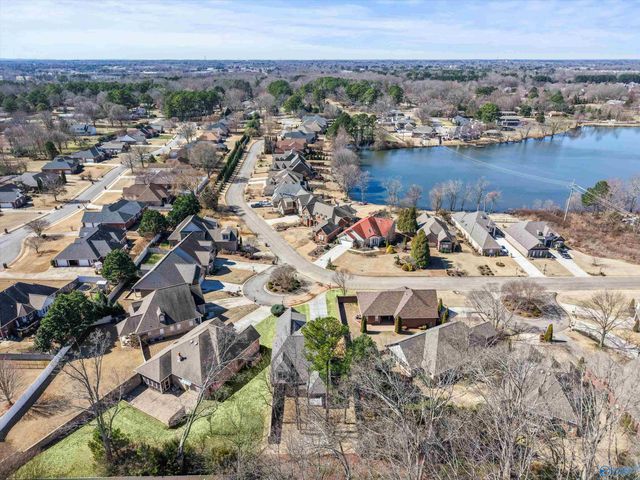 22236 Merlot Drive, Athens, AL 35613