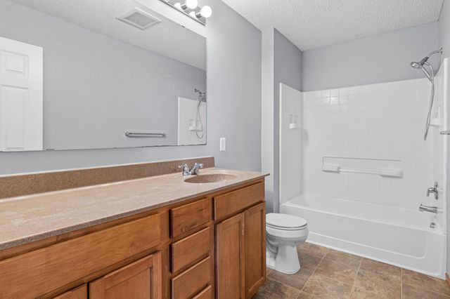 1763 Switchgrass Court, Shakopee, MN 55379