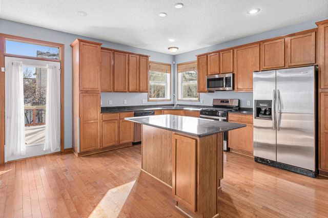 1763 Switchgrass Court, Shakopee, MN 55379