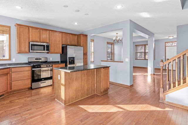 1763 Switchgrass Court, Shakopee, MN 55379