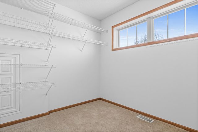 1763 Switchgrass Court, Shakopee, MN 55379