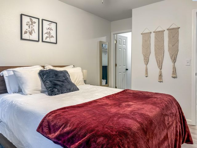 1645 NE Merman Dr Condo C204, Pullman, WA 99163