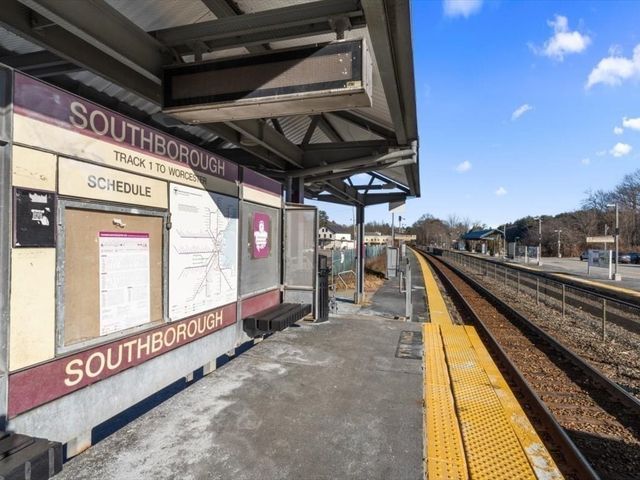 40 Atwood Rd, Southborough, MA 01772