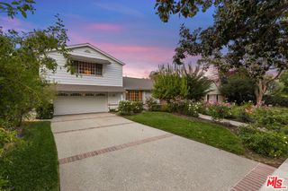 15435 Sutton Street, Sherman Oaks, CA 91403
