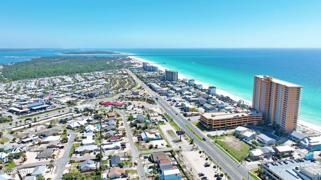 5004 Thomas Drive 1212, Panama City, FL 32408