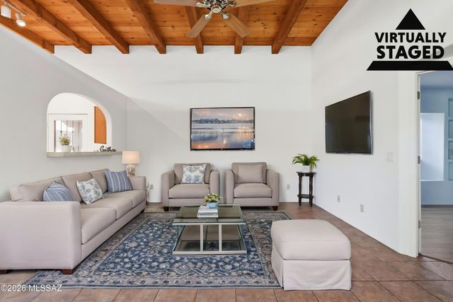 10523 E John McNair Place, Tucson, AZ 85747