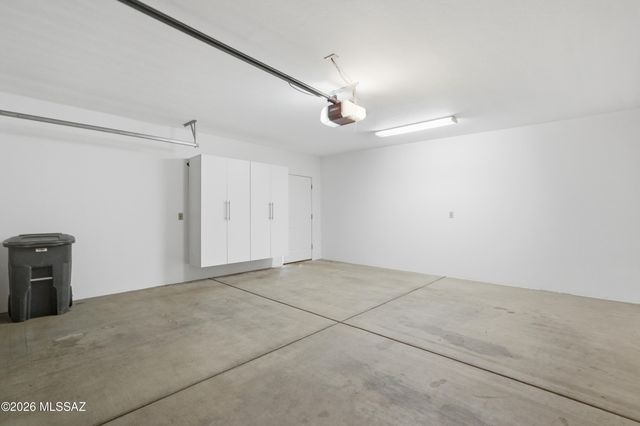 10523 E John McNair Place, Tucson, AZ 85747