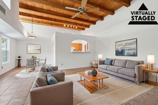 10523 E John McNair Place, Tucson, AZ 85747