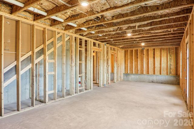 831 Adelston Lane, Asheville, NC 28804