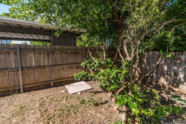 5358 Gawain, San Antonio, TX 78218