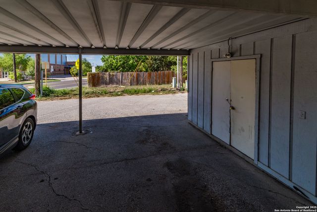 5358 Gawain, San Antonio, TX 78218