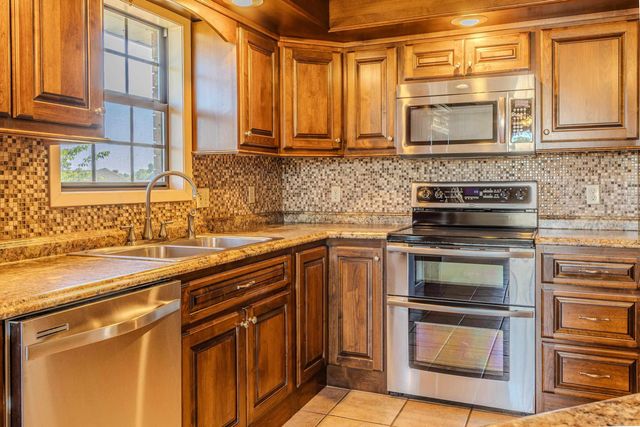 1720 Georgetown Circle, Paragould, AR 72450