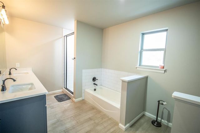 13274 Amanda Lane, Edmond, OK 73034