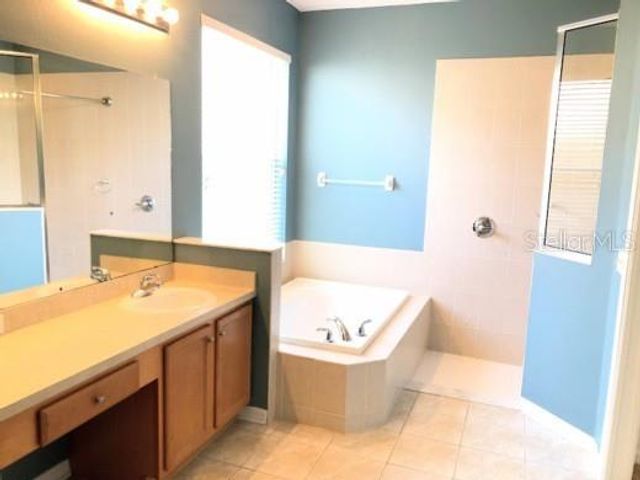 2520 PEEKSKILL ROAD, Valrico, FL 33594