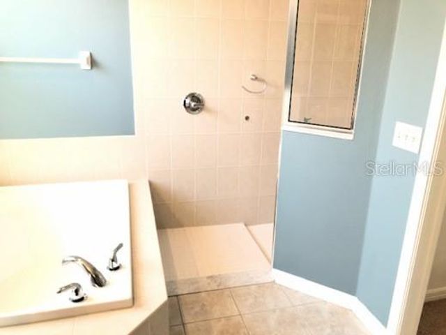 2520 PEEKSKILL ROAD, Valrico, FL 33594