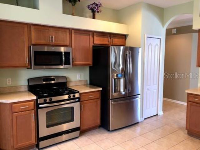 2520 PEEKSKILL ROAD, Valrico, FL 33594