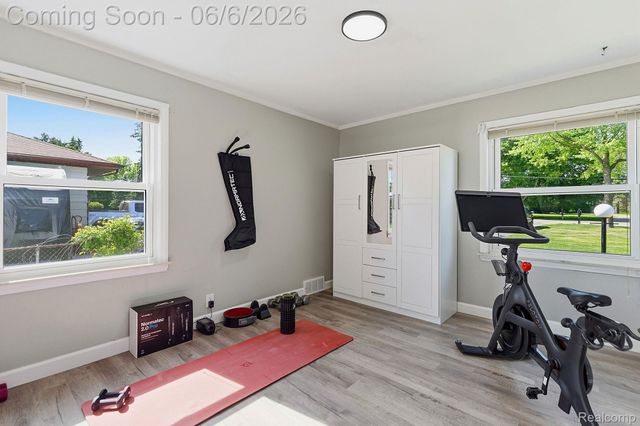 8710 32 Mile Road, Washington Township, MI 48095