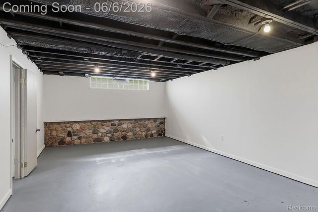 8710 32 Mile Road, Washington Township, MI 48095