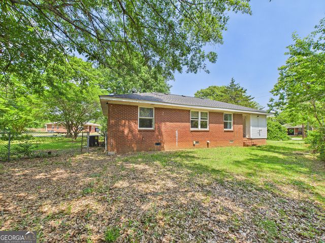 135 Briardale Avenue, Warner Robins, GA 31093