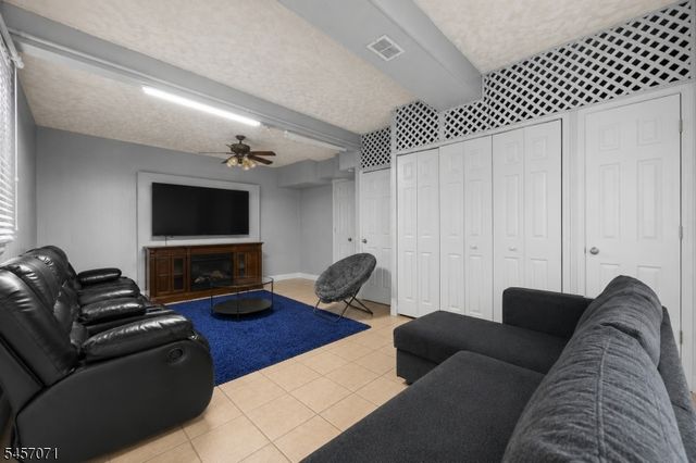 524 Lloyd Rd, Aberdeen Twp., NJ 07747