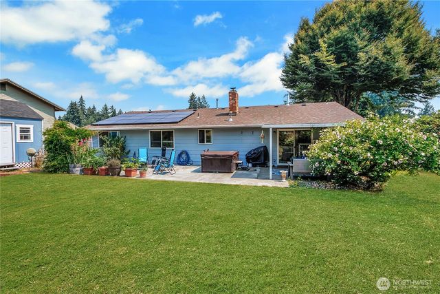 10304 E 63rd Ave Court, Puyallup, WA 98373