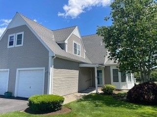 32 Bay Pointe Drive 32, Wareham, MA 02571