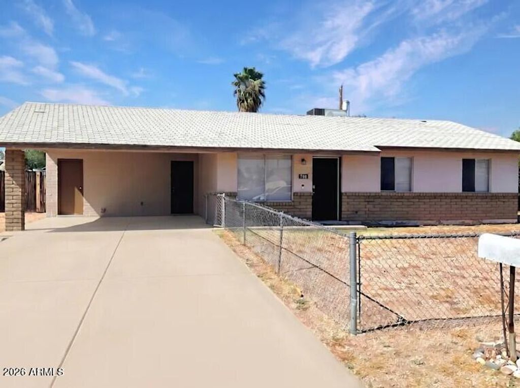 700 E Quail Avenue, Apache Junction, AZ 85119