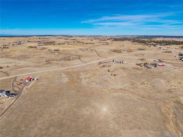 1 Rifleman Way, Elizabeth, CO 80107