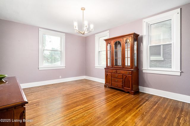 1618 Eastern Pkwy, Louisville, KY 40204