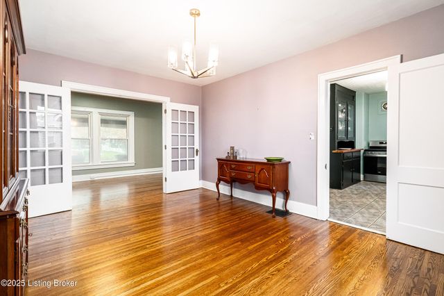 1618 Eastern Pkwy, Louisville, KY 40204