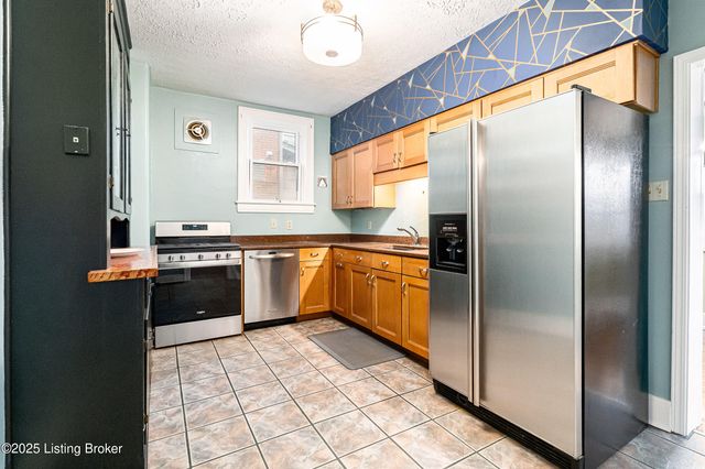 1618 Eastern Pkwy, Louisville, KY 40204