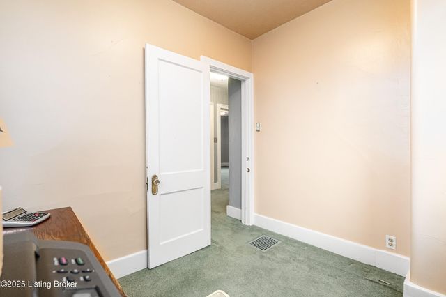 1618 Eastern Pkwy, Louisville, KY 40204