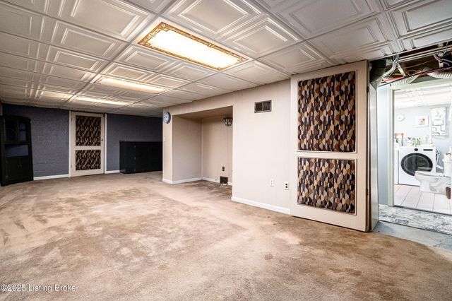 1618 Eastern Pkwy, Louisville, KY 40204