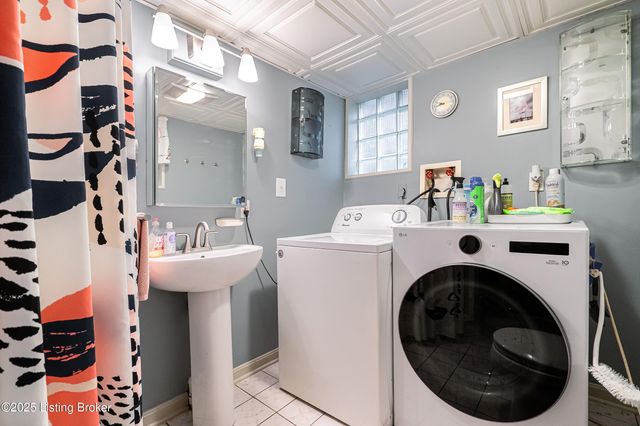 1618 Eastern Pkwy, Louisville, KY 40204