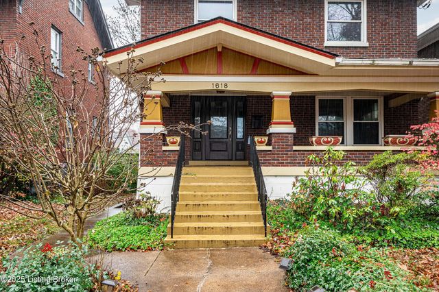 1618 Eastern Pkwy, Louisville, KY 40204