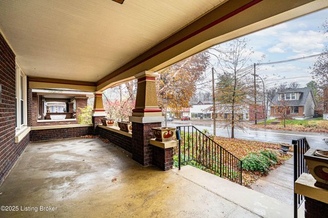 1618 Eastern Pkwy, Louisville, KY 40204