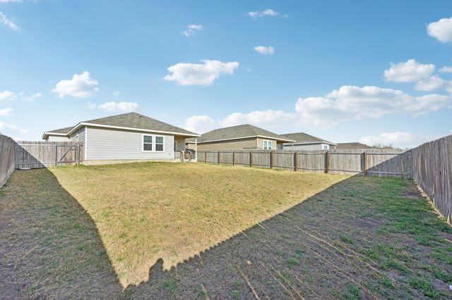 170 Satsuma LN, Kyle, TX 78640