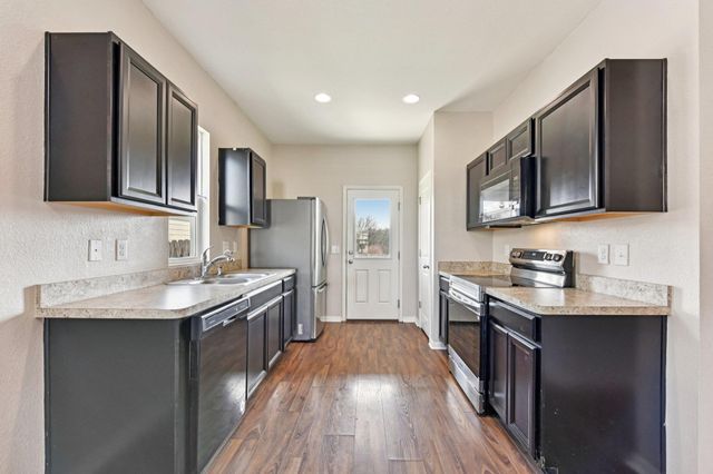 170 Satsuma LN, Kyle, TX 78640