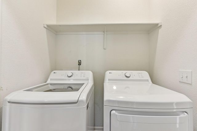 170 Satsuma LN, Kyle, TX 78640