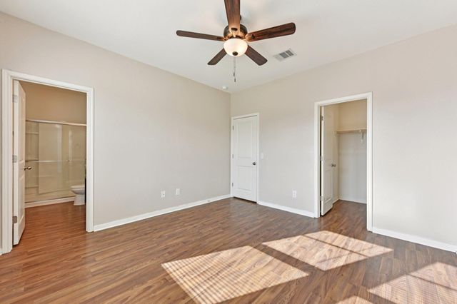 170 Satsuma LN, Kyle, TX 78640