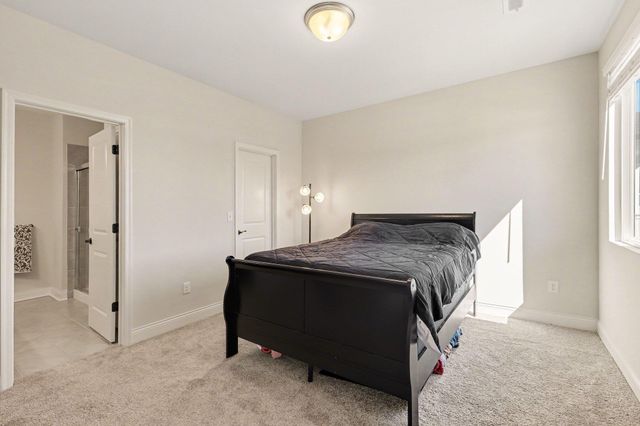 713 Somerset Boulevard, 9D, Florence, KY 41042