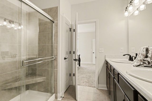 713 Somerset Boulevard, 9D, Florence, KY 41042