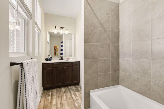 713 Somerset Boulevard, 9D, Florence, KY 41042