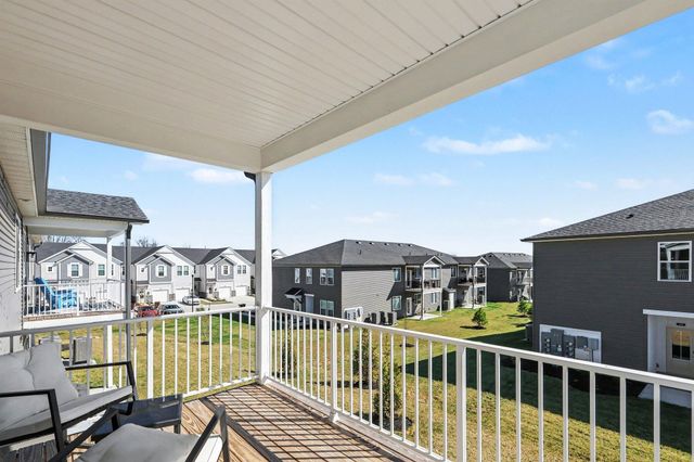 713 Somerset Boulevard, 9D, Florence, KY 41042